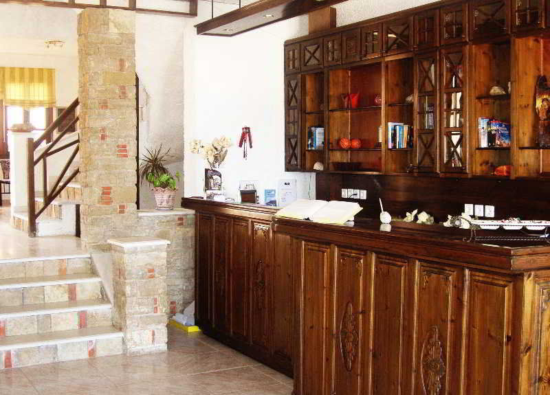 Hesperia Hotel 카를로바씨 외부 사진